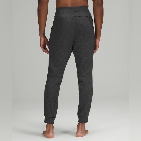 Lululemon, intent jogger Sz M - Picture 2 of 6